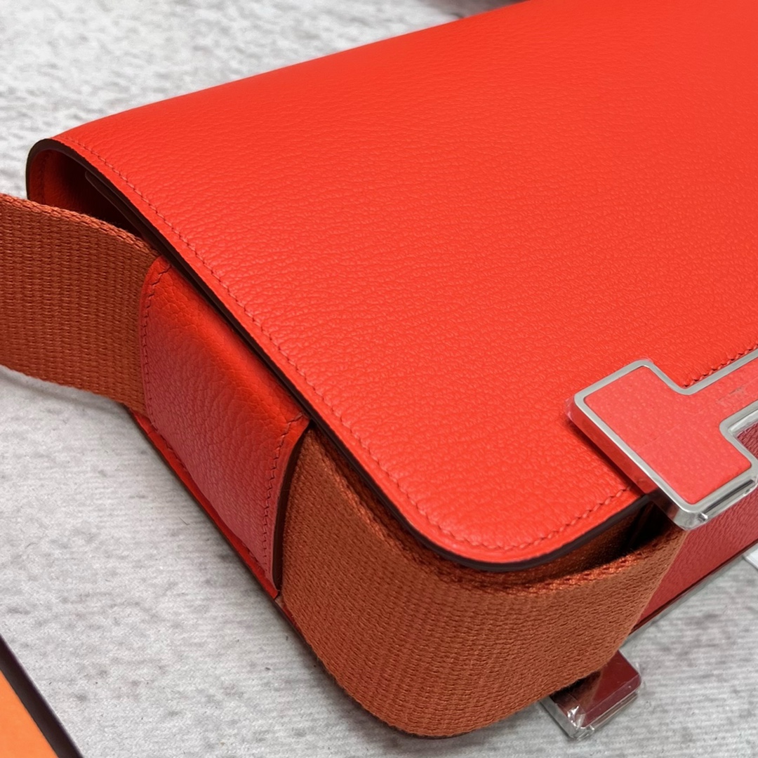 Hermes Geta Shoulder Bag In Feu Orange Mysore Goatskin Leather